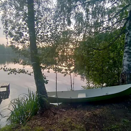 Piha-aitta Taajamassa Daire *